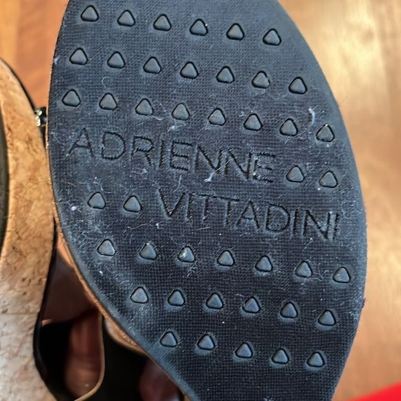Like new Adrienne Vittadini cork wedges - Picture 8 of 14